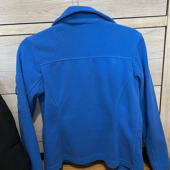 Columbia Sweater - Picture 3 of 3